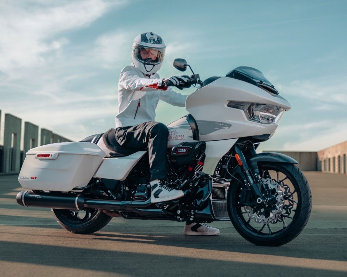 HARLEY-DAVIDSON CVO ROAD GLIDE INSURANCE