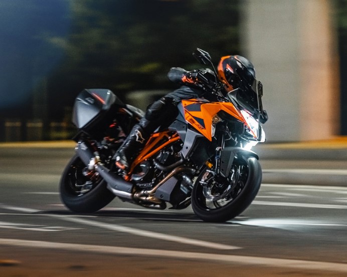 KTM 1290 SUPER DUKE R Insurance