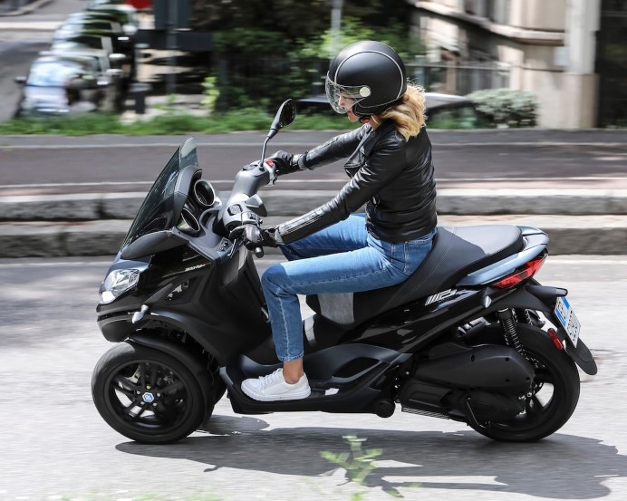 Piaggio MP3 Yourban Sport 300 Insurance