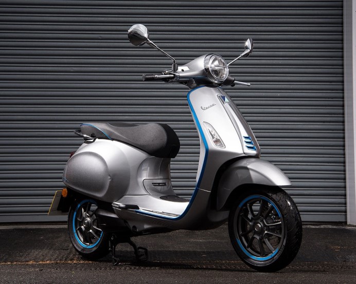 VESPA ELETTRICA INSURANCE